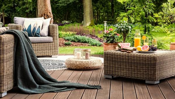 How to Keep Your Patio Area Tidy This Season